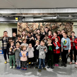 Barnen i skyddsrum. FOTO: Vahur Laiapea